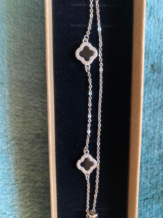 Bratara zirconiu alb si negru din argint noua