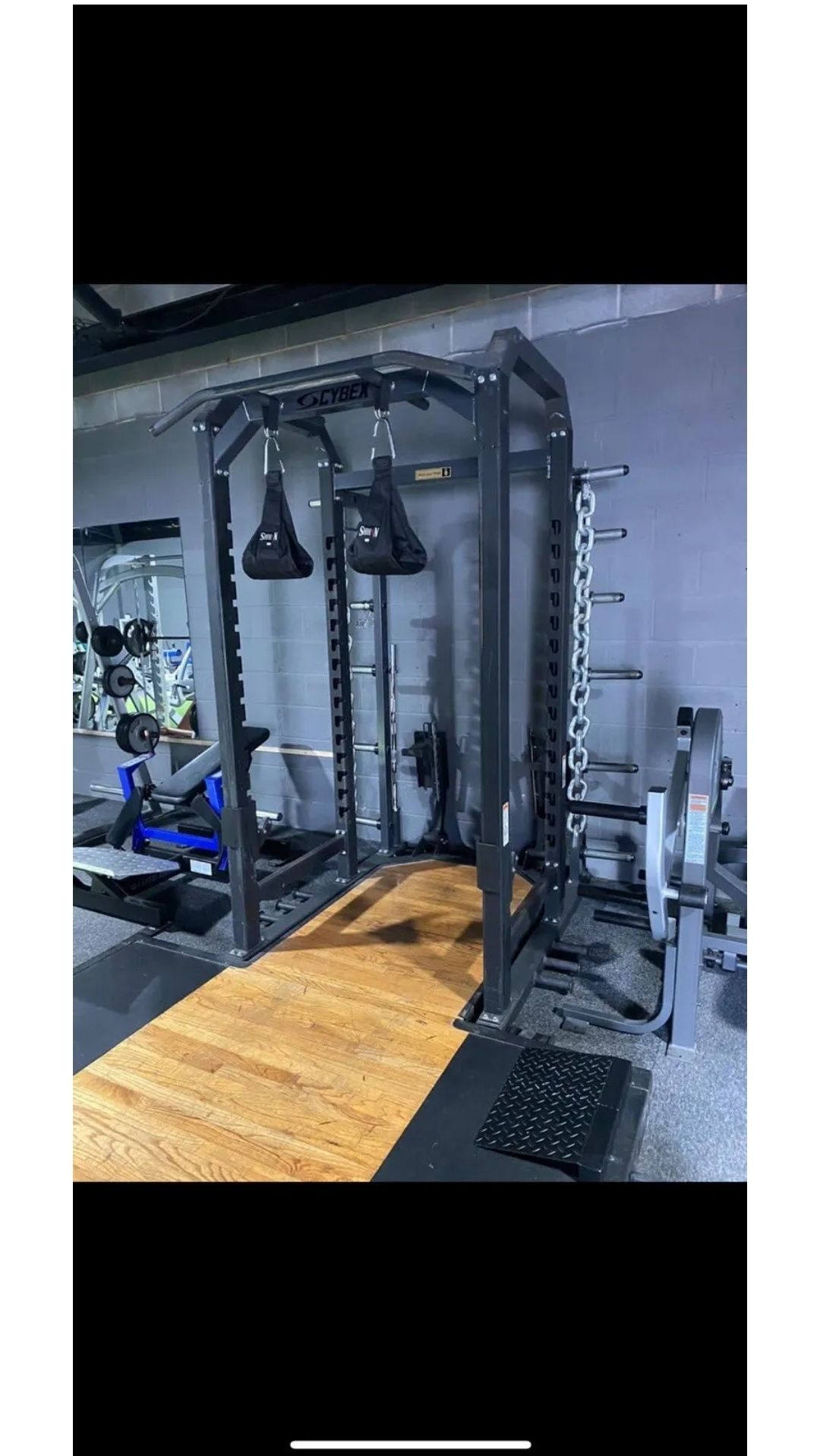 Vând multifunctional  Rack Cybex