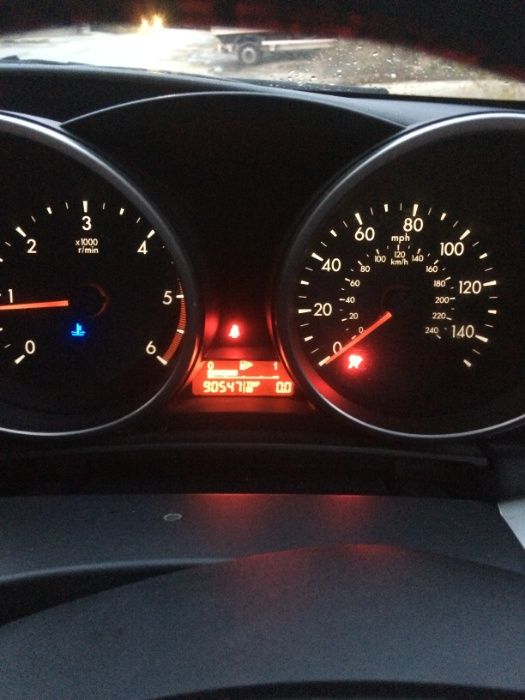 Мазда 3 на части няколко броя mazda 3 na chasti