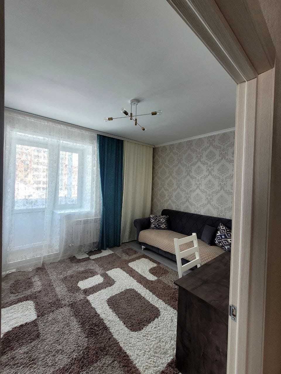 Продам 3-х комнатную квартиру в новом ЖК Абатов