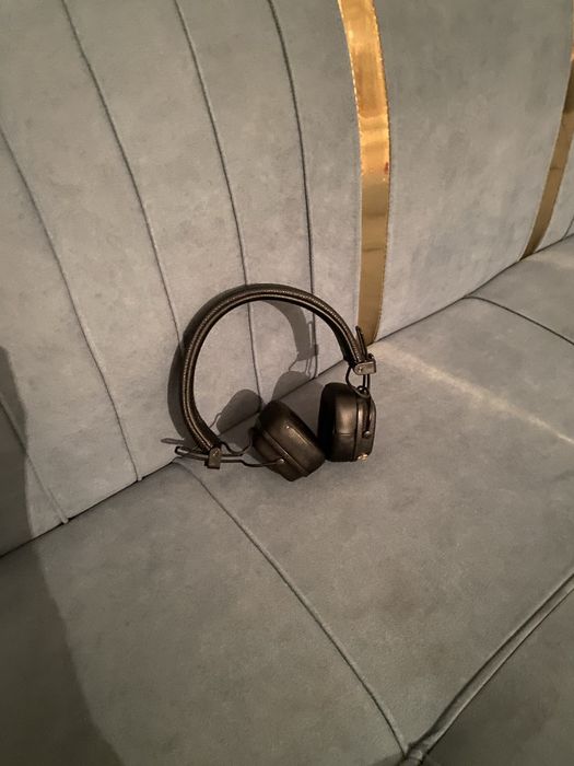 Продам срочно Наушники маршел оригинал