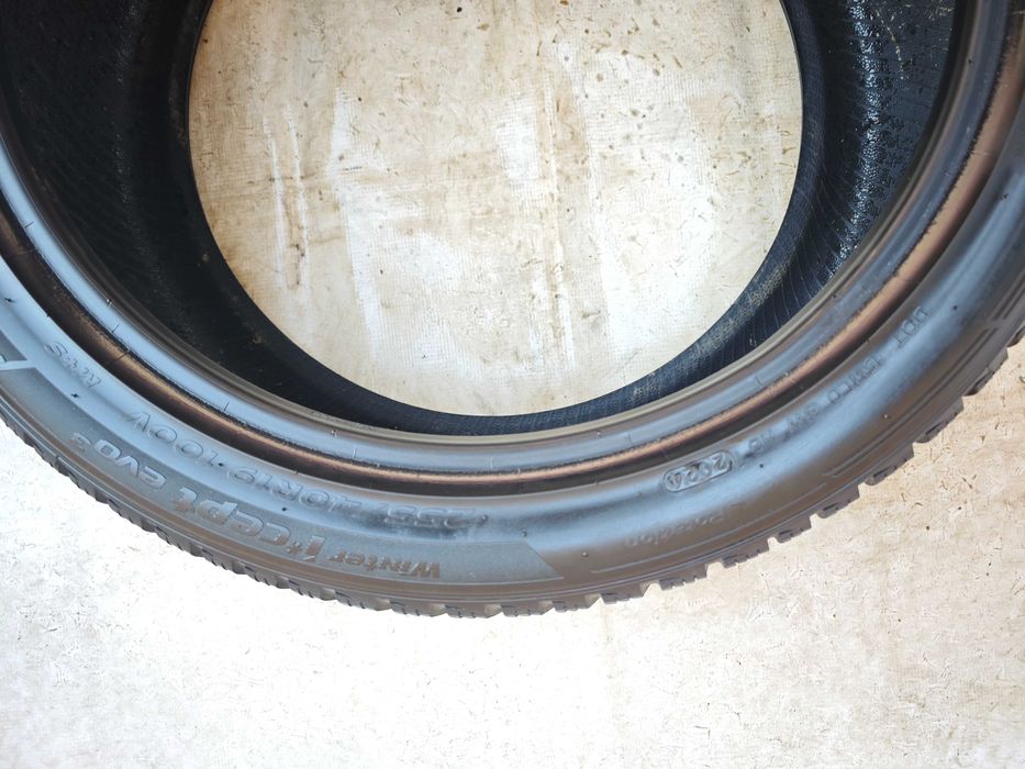 Anvelope 255/40/19 an 2024 iarna M+S HANKOOK Winter iCept Evo2