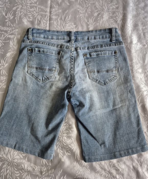 5 buc 2x Pantaloni scurți 9-10 ani Denim și 3x fustita stare ca noi