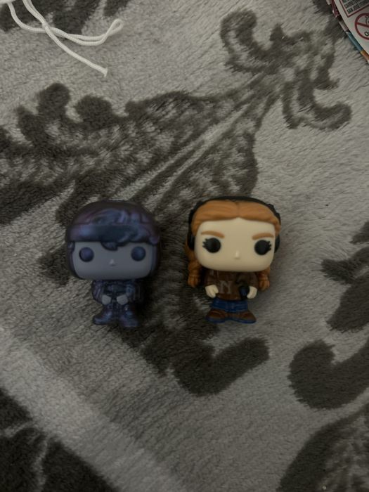 Киндер джой макс и дастин из изнанки