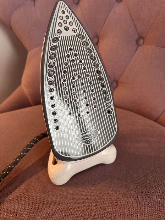 Statie de calcat Tefal