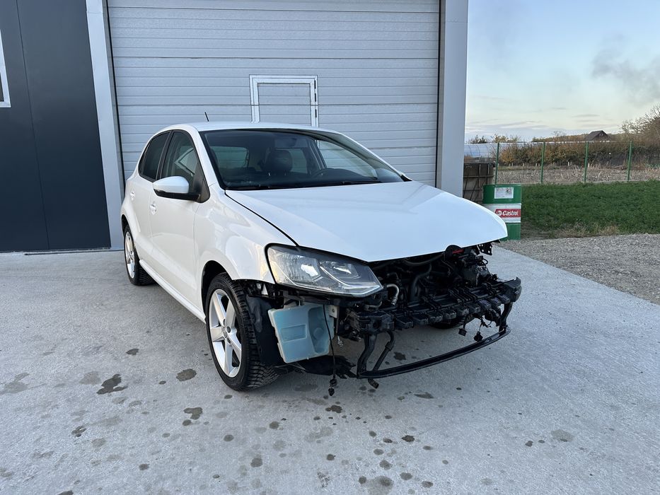 Volkswagen Polo 2016 Facelift usor avariat 54.272 km