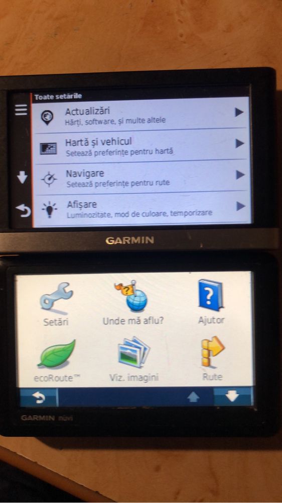 GPS Garmin cu cablu de alimentare