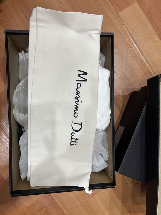 Лоферы Massimo Dutti. 38 р.