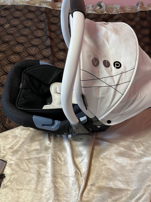 Бебешко столче в добро състояние