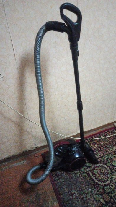 Продам пылесос Samsung