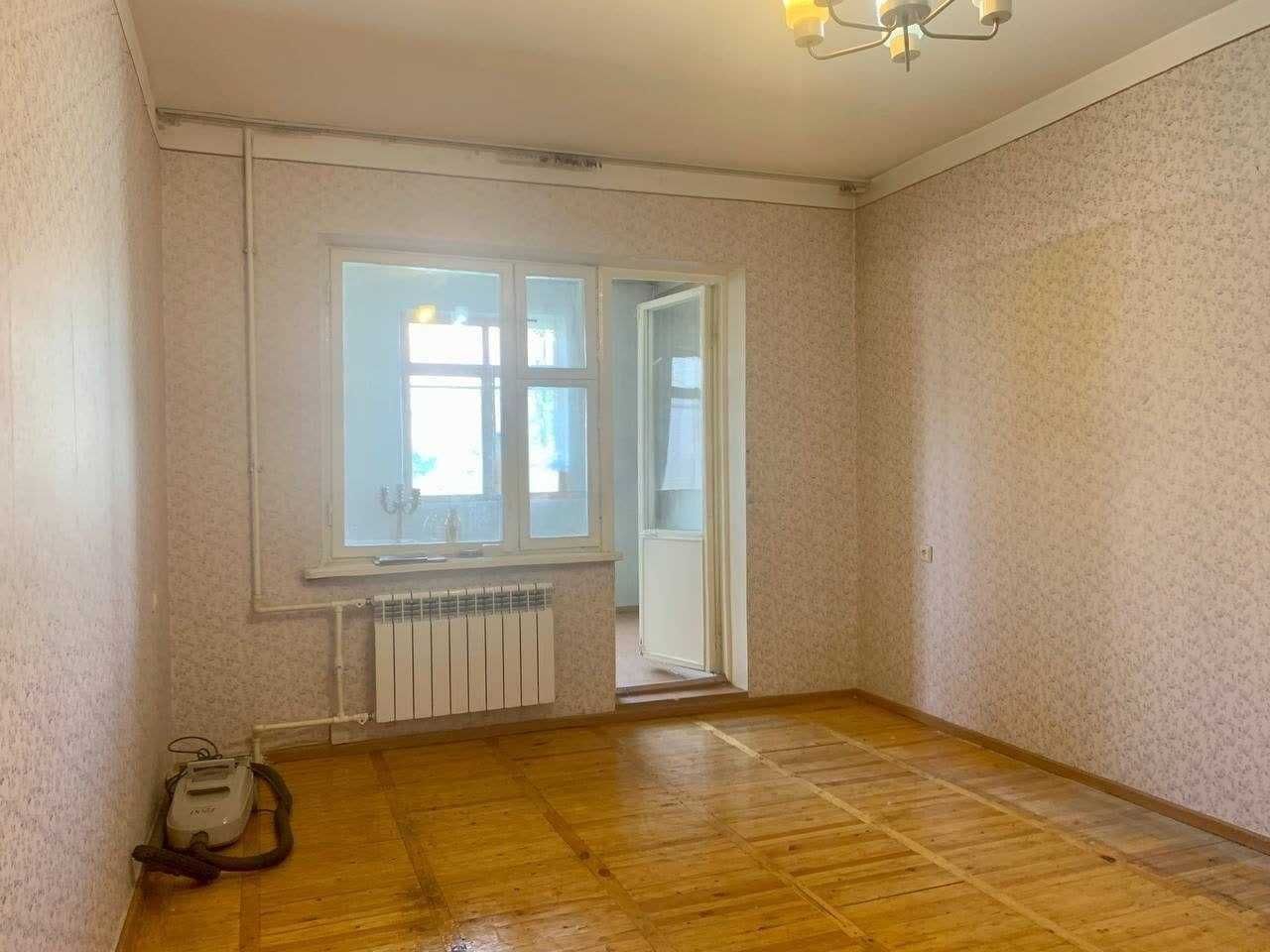 Продаётся 3-комнатная квартира на Садык Азимова, 77 серия