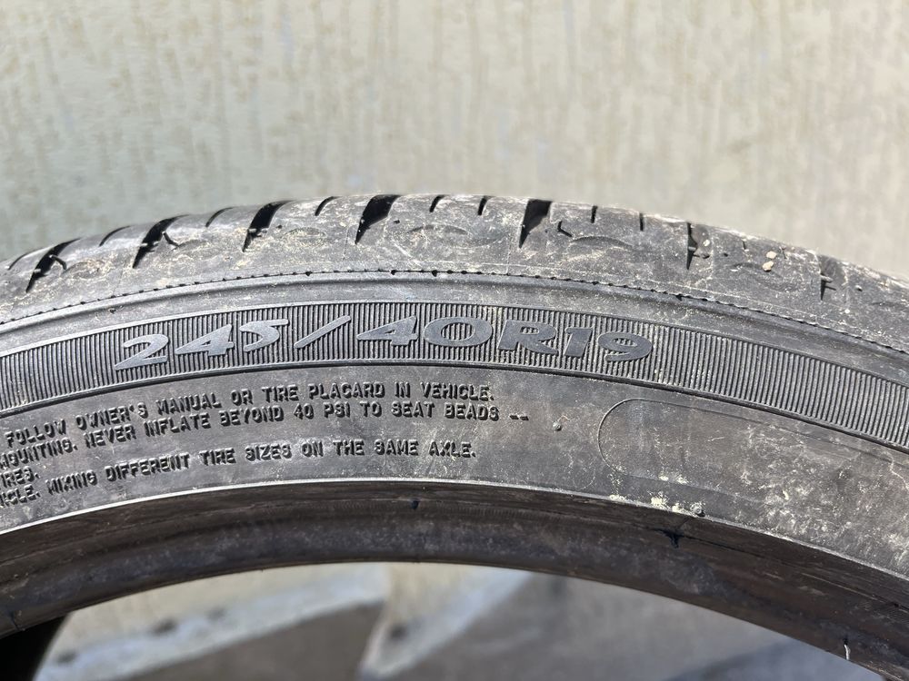 2 бр. летни гуми 245/40/19 Michelin DOT 1319 5 mm
