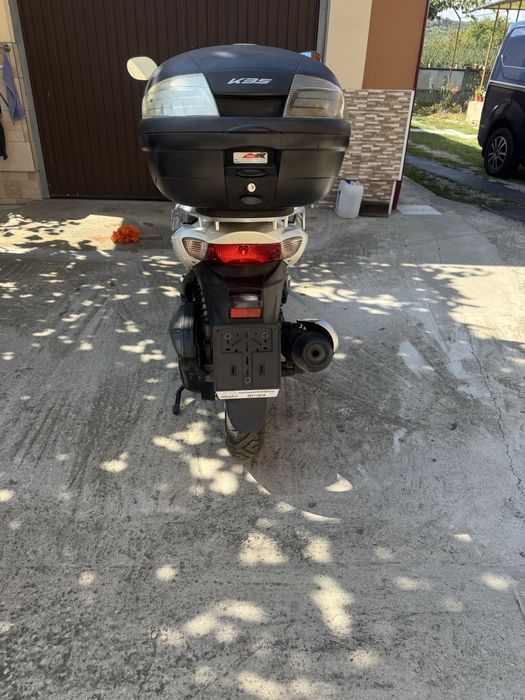 Suzuki sixten 150