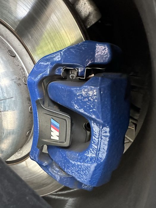 Комплект задни апарати и дискове сини М спорт BMW G30 G11 G05 G06 G01