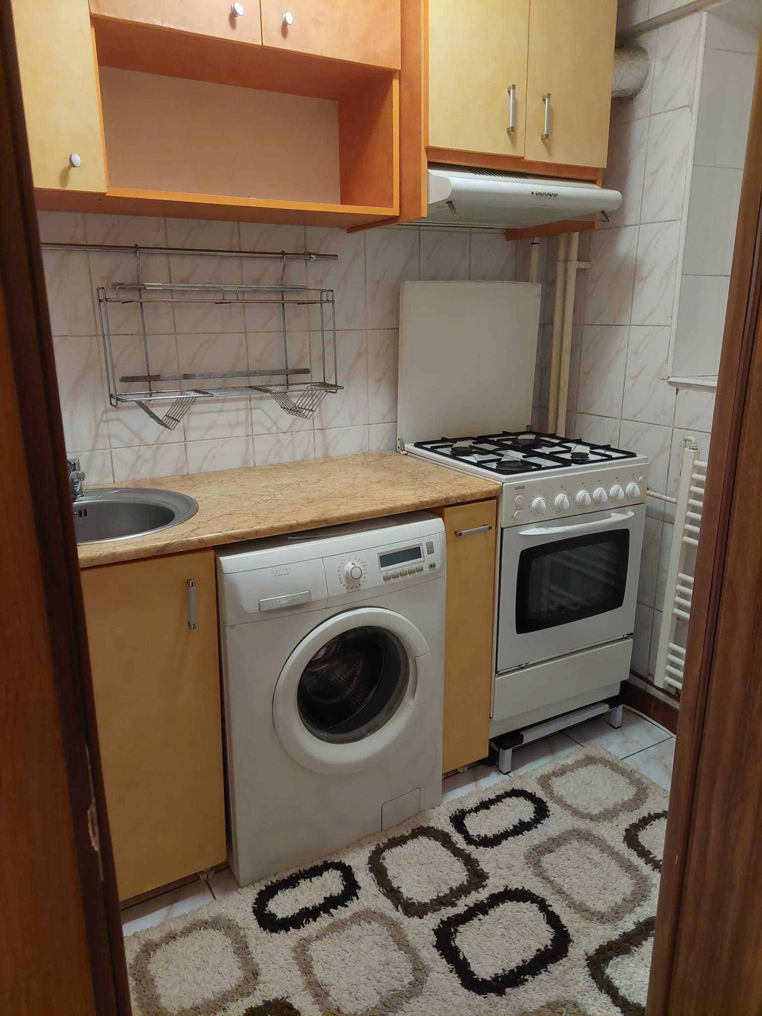 Inchiriere apartament 2 camere Aparatorii Patriei
