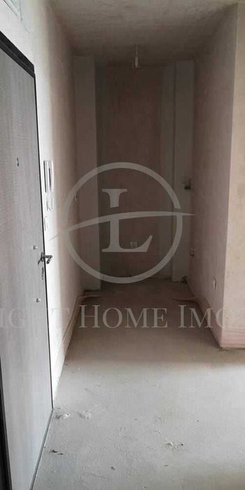 Продава се Двустаен апартамент в Пловдив, Гагарин - 74 кв.м за 1065 €/кв.м - Снимка #3