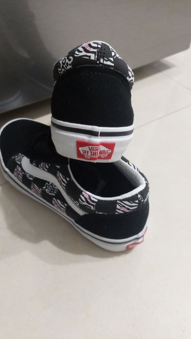 Vand Teniși Vans