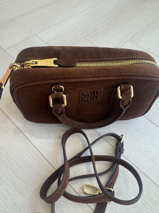 Замшевая сумка miu miu