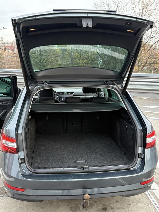 Skoda Superb Combi 2.0 TDI 150 CP