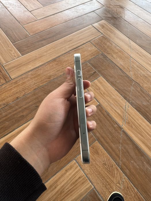 Iphone 16.