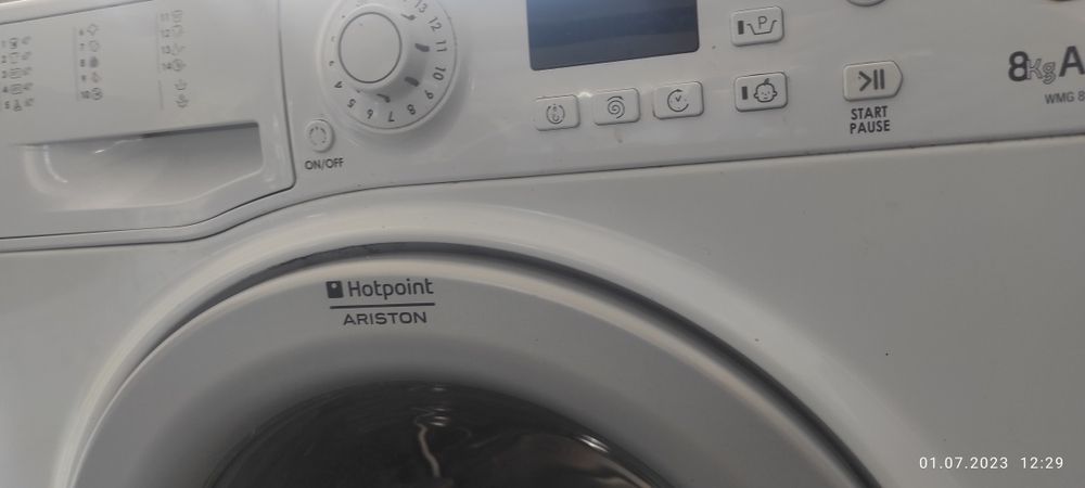 Продавам пералня Hotpoin Ariston WMG 8237,за части