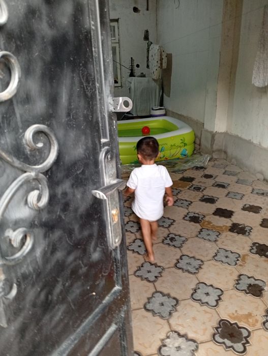 Uy sotiladi keles shaxri