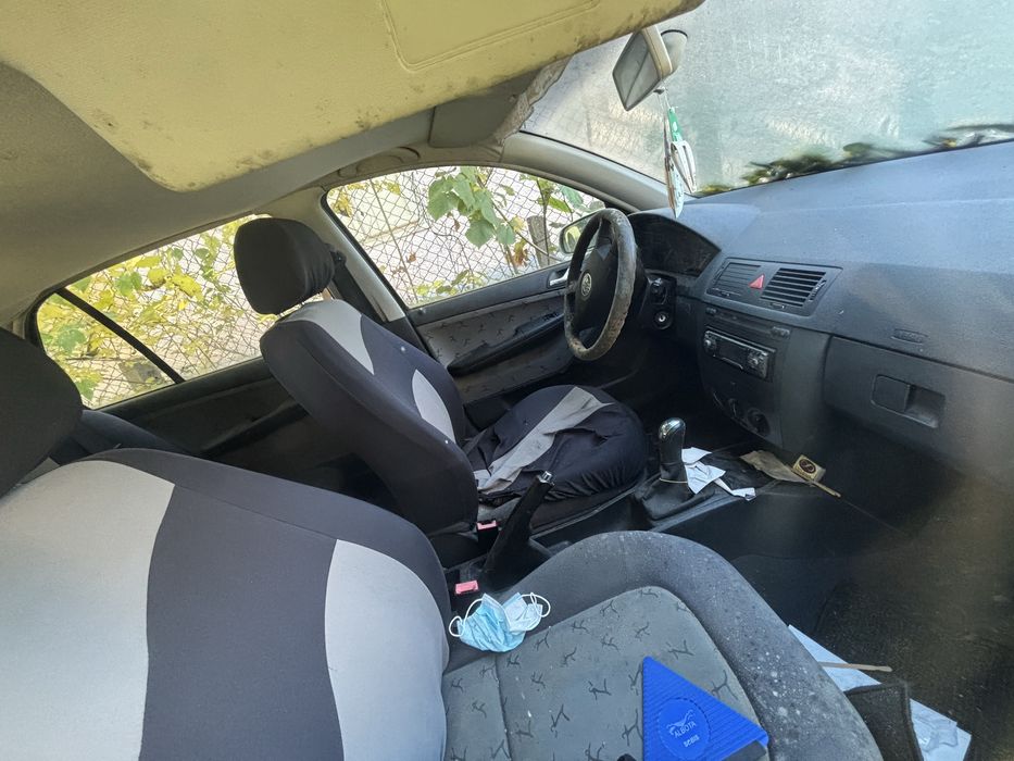 Vand Skoda Fabia pentru piese