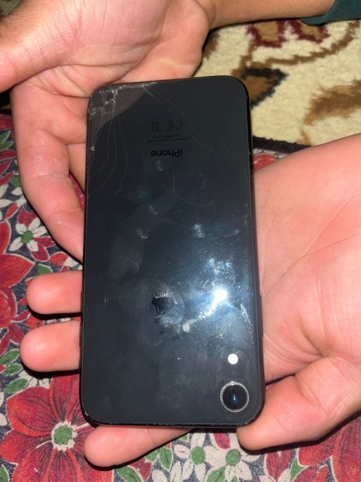 Iphone xr в идеялном состаянием