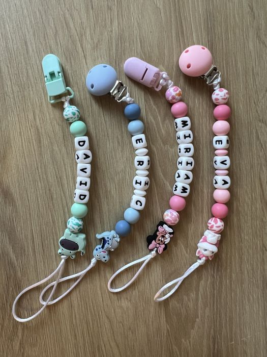 Lantisoare pentru suzete personalizate din silicon alimentar