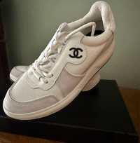 Кроссовки CHANEL White Canvas Suede Sneakers