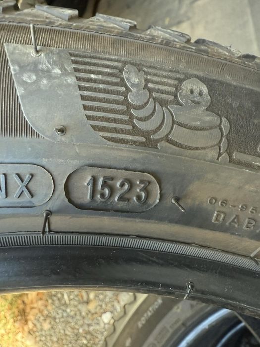 235/50/19 и 255/45/19 Michelin 2023