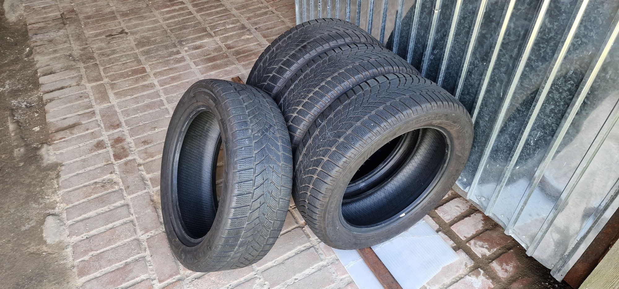 225/55 R18 - 4 anvelope - GoodYear / Dunlop - M+S - iarna - DOT: 2020!