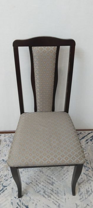 Продам,срочно стулья 6 штук б/у ,в отличном состоянии,30 000 тенге