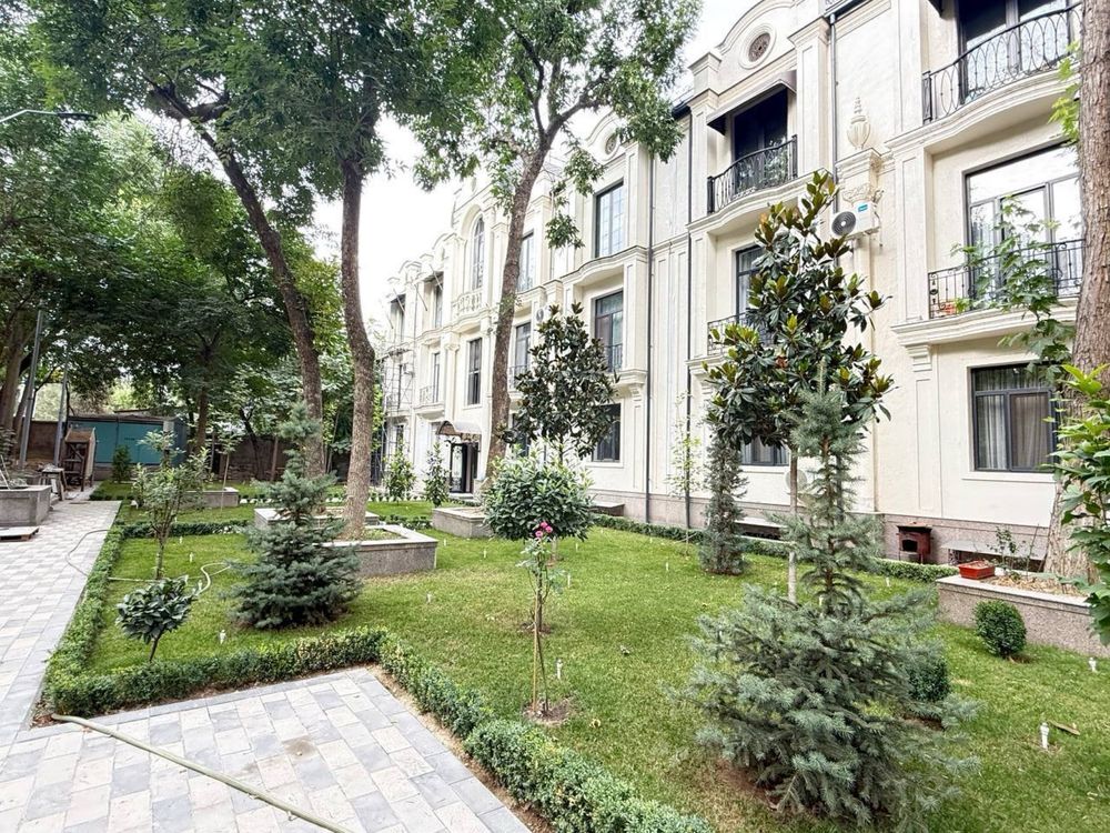 Квартира Дархан, стадион Старт 3/2/3 106 кв.м