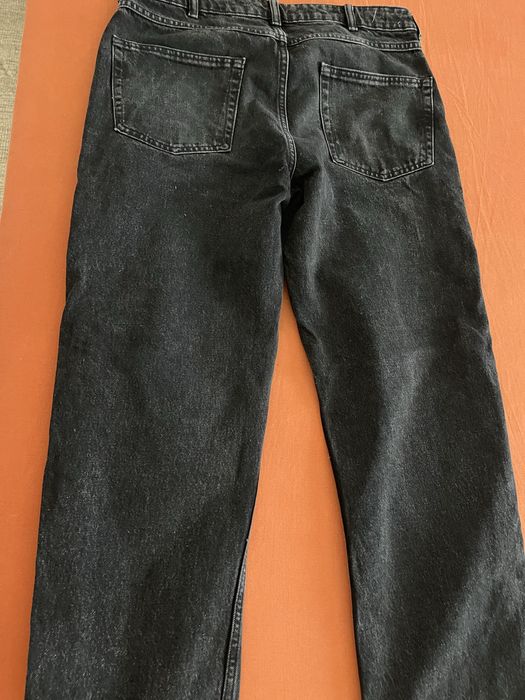 Vand blugi Zara marimea 40