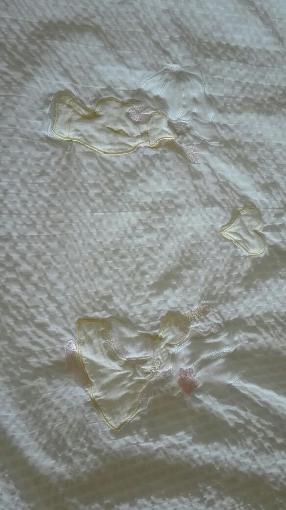 Олекотена завивка и чаршаф с ластик за бебе