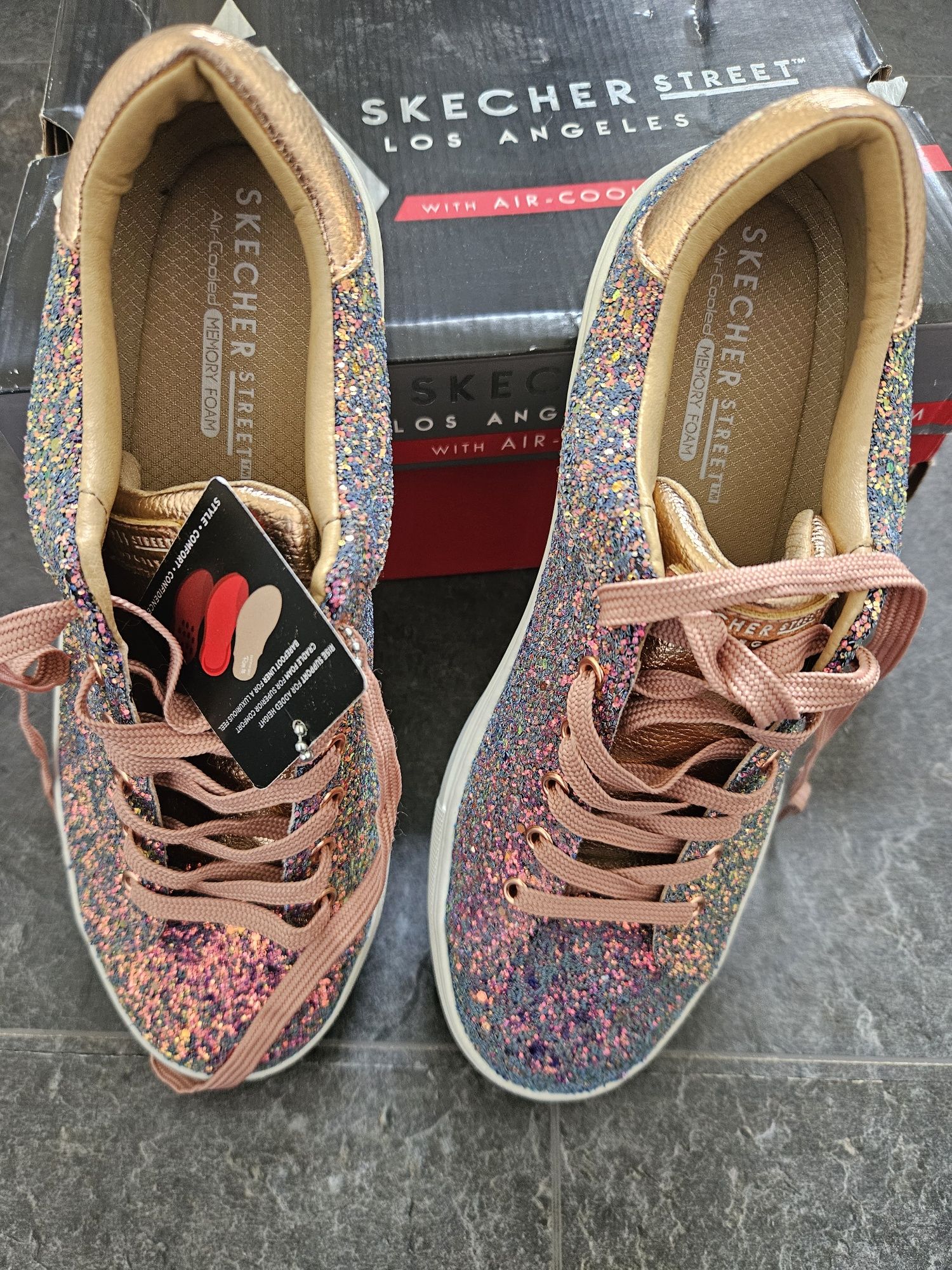 Дамски Кецове Skechers