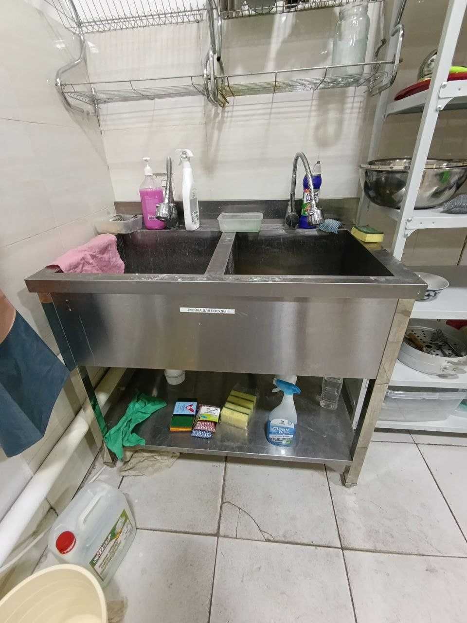 Продам изделия из нержавейки Столы, Стеллажи , раковины, полки