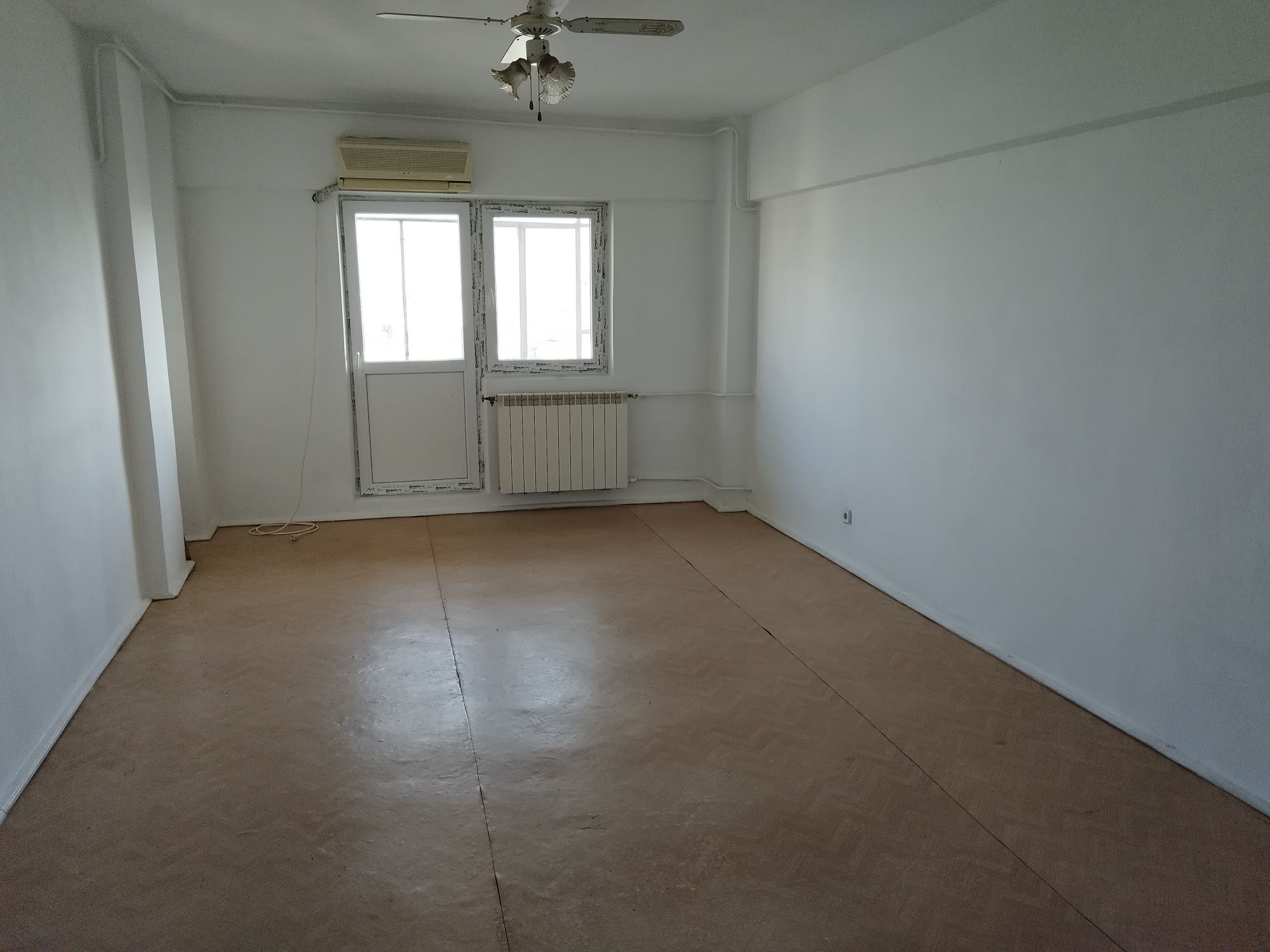 Apartament 3 camere Crângași