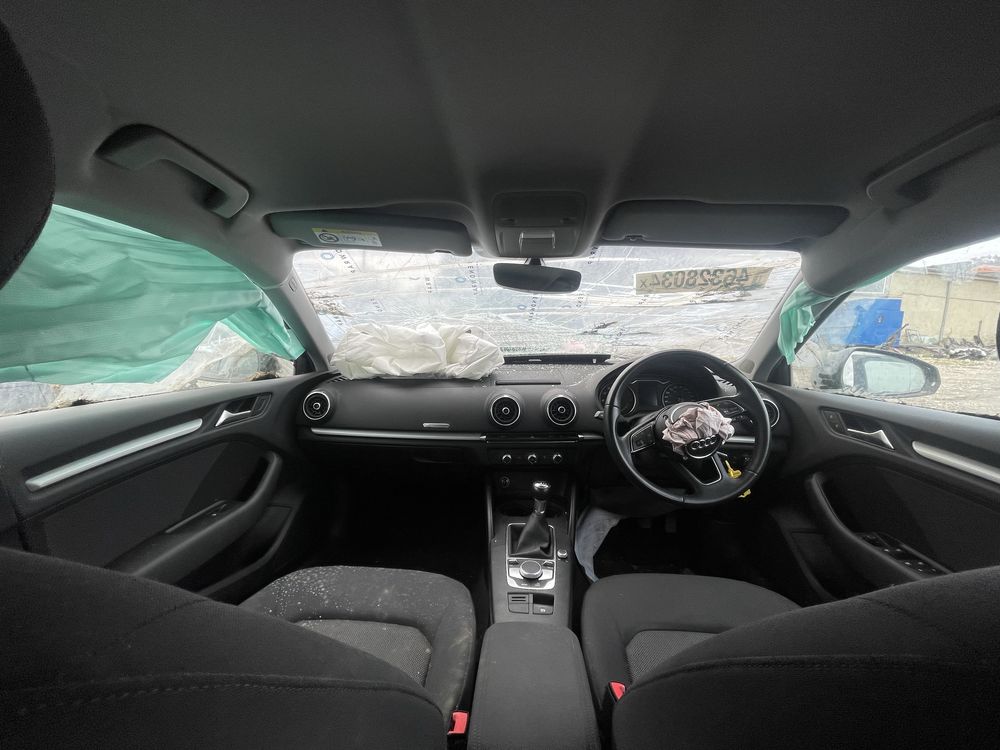 Audi A3 8V на части