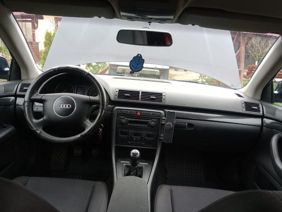 Vand Audi A4 B6 2004