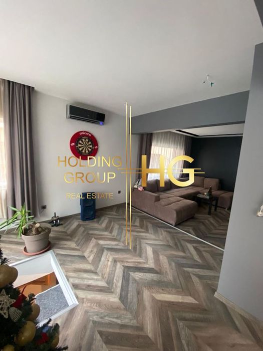 Продава се Четиристаен апартамент в Варна, Център - 125 кв.м за 2320 €/кв.м - Снимка #3