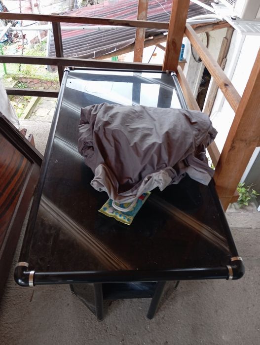 Холна маса  стъклена