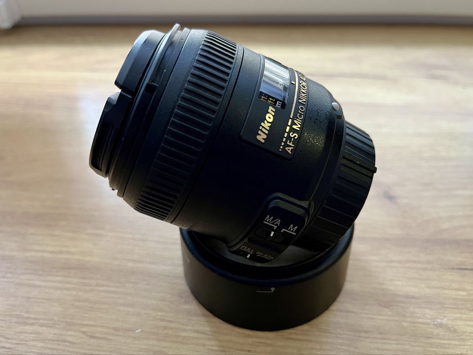 Макро обектив Nikon AF-S DX Micro Nikkor 40mm f/2.8G