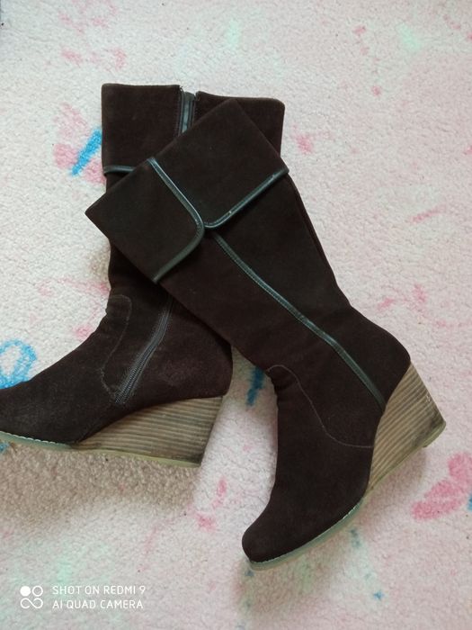 Cizme Nr 38, piele întoarsă, talpa ortopedica