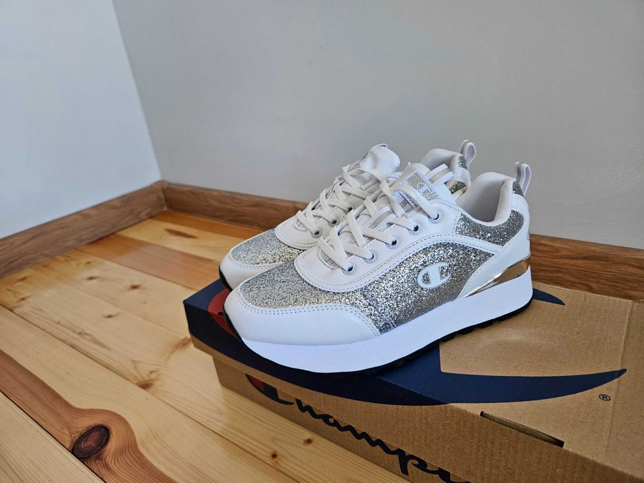 Дамски обувки Champion 39