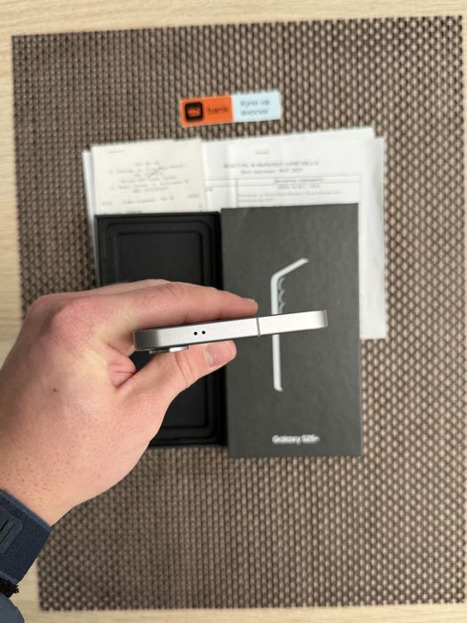 НОВ! *ЛИЗИНГ* Samsung Galaxy S25 + 256Gb Silver shadow *Гаранция