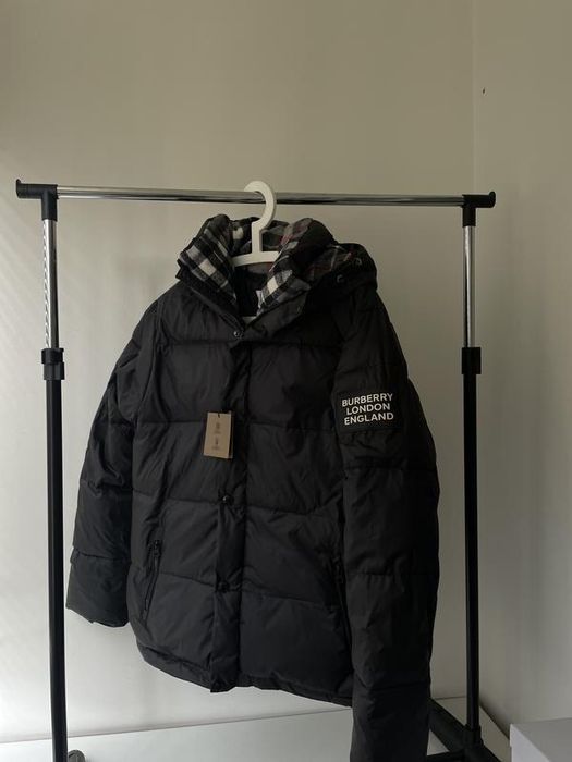 Burberry Зимно Яке!