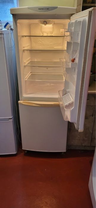 Продам холодильник LG