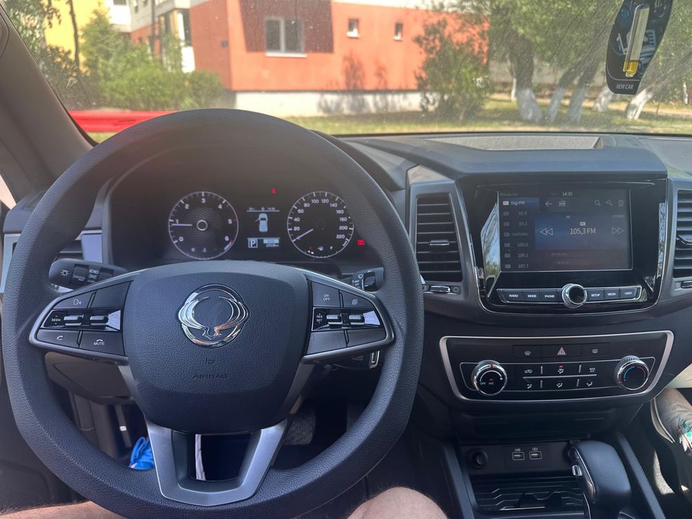 Ssangyong Musso Grand